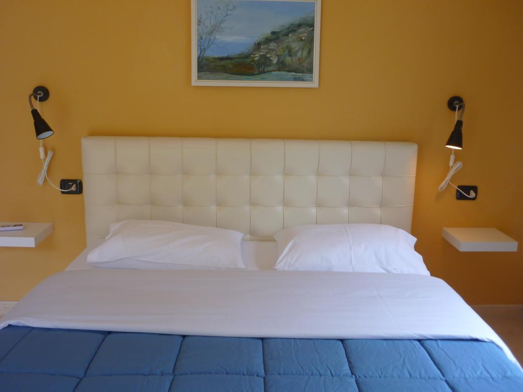Villa Basilika Vlore Room photo